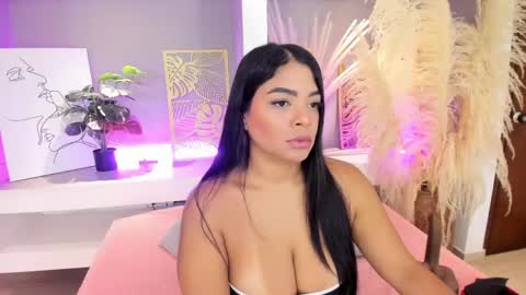 Snapshot of alissongreyns chatting on 04.30.26 Alisson Greeey online show from 04.30.26