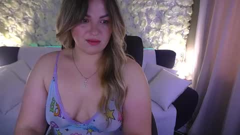 Snapshot of alissyagrayy chatting on 05.21.26 alissyagrayy online show from 05.21.26