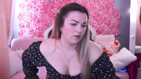 Snapshot of alissyagrayy chatting on 05.25.26 alissyagrayy online show from 05.25.26