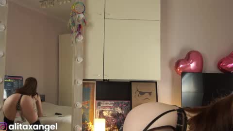 Snapshot of alitaangel_ chatting on 05.22.26 A L I T A online show from 05.22.26