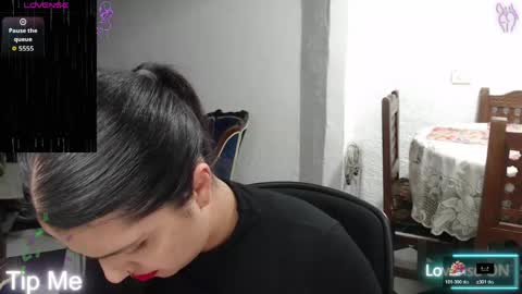 Alix online show from 04.15.26