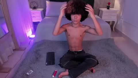  Alexis Etereo  online show from 04.16.26