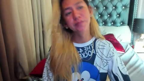 Snapshot of aliyahdeluxx chatting on 06.25.26 aliyah online show from 06.25.26