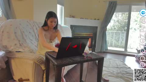 Alize Zaide online show from 02.27.25