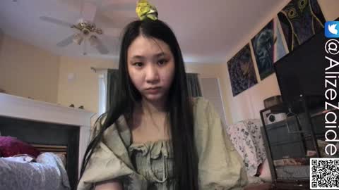 Alize Zaide online show from 12.16.25