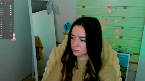 Snapshot of allana_dream chatting on 01.07.25 Allana online show from 01.07.25