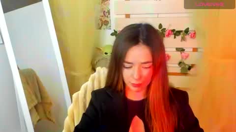 Snapshot of allana_dream chatting on 06.17.26 Allana online show from 06.17.26