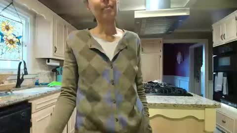 Snapshot of allgood4u chatting on 03.02.26 wishlist on bio online show from 03.02.26