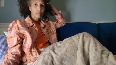 Snapshot of allgood4u chatting on 04.05.26 wishlist on bio online show from 04.05.26