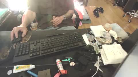 allhorny476 online show from 09.13.25