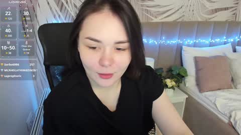 Snapshot of alli_zi chatting on 12.29.24 Blair online show from 12.29.24
