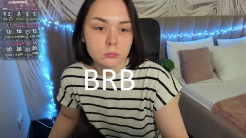Snapshot of alli_zi chatting on 01.18.25 Blair online show from 01.18.25