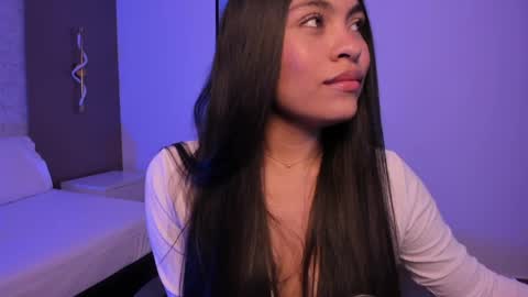 A L L I E online show from 04.08.26