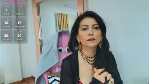 Aliie  online show from 09.22.25