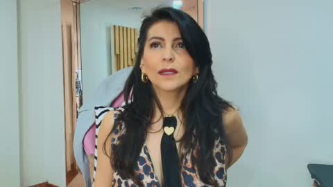 Aliie  online show from 09.26.25