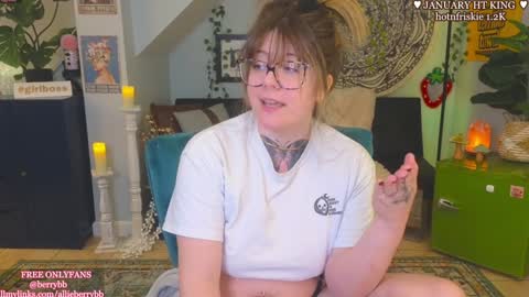 Snapshot of allieberrybb chatting on 01.17.25  bb  online show from 01.17.25