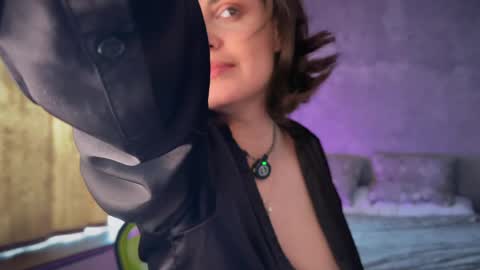 Allie online show from 04.14.26