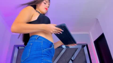 Snapshot of allijadid chatting on 01.31.25    online show from 01.31.25