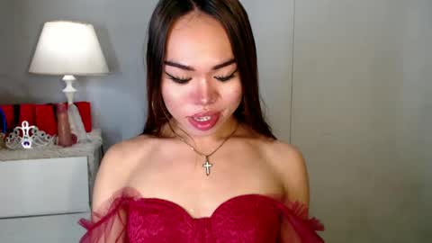 Snapshot of allirah20x chatting on 12.12.24 Allirah online show from 12.12.24