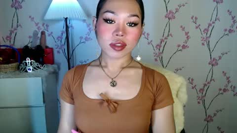 Snapshot of allirah20x chatting on 02.22.25 Allirah online show from 02.22.25