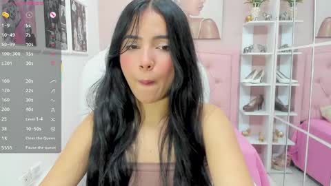 Snapshot of allison_garcia chatting on 04.18.26 ALLISON online show from 04.18.26