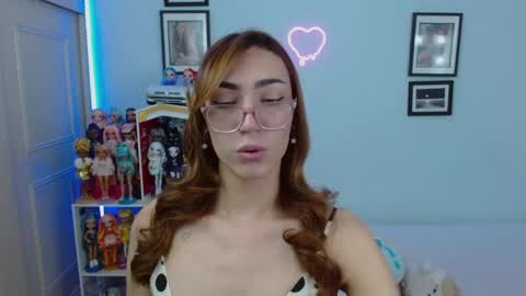   online show from 03.04.25