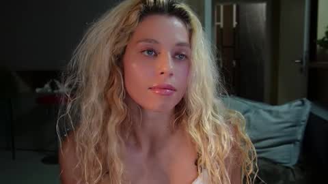 allissonhotbb online show from 01.19.25