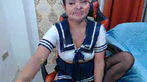 Snapshot of alluring_asian69 chatting on 04.21.26 Alluring Asian online show from 04.21.26