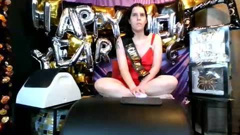 Snapshot of alluringali25 chatting on 01.08.26 AlluringAli25 online show from 01.08.26