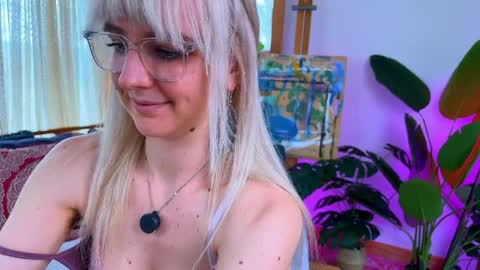 Ally Elliot online show from 04.03.26