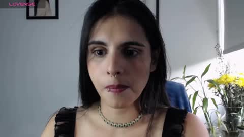 Snapshot of alma_sweet chatting on 01.27.25 Arhantxa online show from 01.27.25