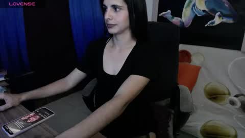 Snapshot of alma_sweet chatting on 05.15.26 Arhantxa online show from 05.15.26