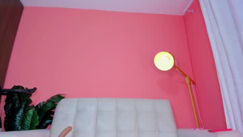 Alma Castillo online show from 01.22.25