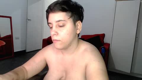 Snapshot of almondonwheels chatting on 12.29.24 Almond online show from 12.29.24