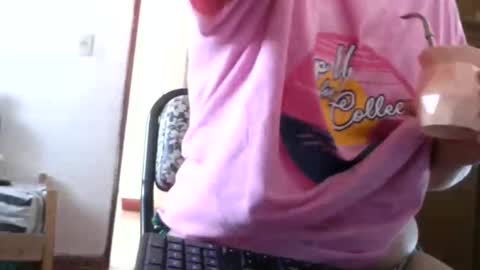 Snapshot of almondwithlove chatting on 01.18.26 almondwithlove online show from 01.18.26