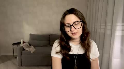 Anna online show from 10.25.25