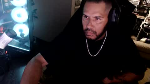 Snapshot of aloha_king chatting on 05.29.26 simplyfaded online show from 05.29.26