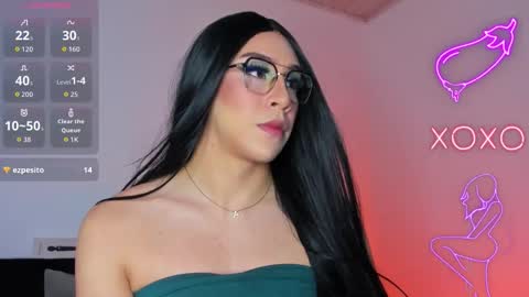 Hazel Bowie online show from 10.17.25