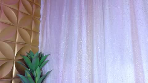 Hazel Bowie online show from 03.18.26