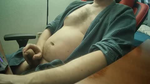 Snapshot of alonzomanly chatting on 04.27.26 alonzomanly online show from 04.27.26