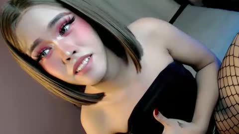 Snapshot of alove_too_last chatting on 02.26.25 LEXY online show from 02.26.25