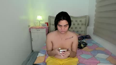 Snapshot of alovelydollnica chatting on 11.21.25 alovelydollnica online show from 11.21.25