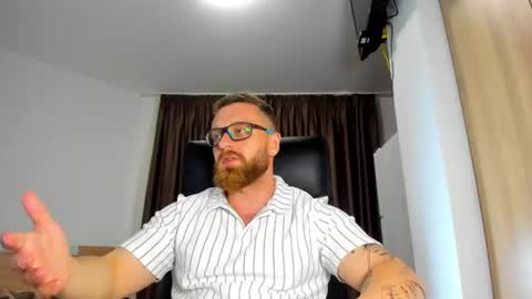 Alphaalexxx Lets reach Me 100 thumbs up online show from 06.17.26