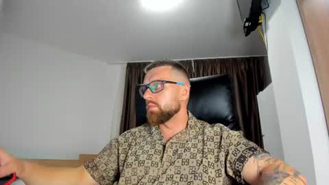 Alphaalexxx Lets reach Me 100 thumbs up online show from 07.18.26