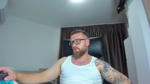 Alphaalexxx Lets reach Me 100 thumbs up online show from 07.28.26