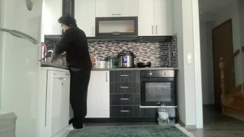 Snapshot of alphandre chatting on 01.30.25 AlphAndre online show from 01.30.25