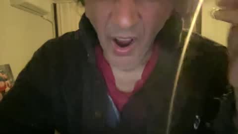 Snapshot of alphandre chatting on 02.03.25 AlphAndre online show from 02.03.25