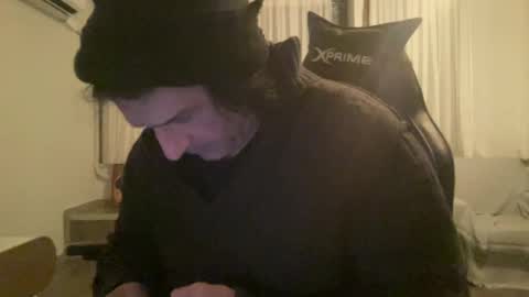 Snapshot of alphandre chatting on 02.13.25 AlphAndre online show from 02.13.25