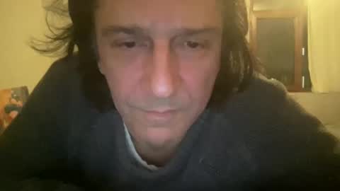 Snapshot of alphandre chatting on 03.03.25 AlphAndre online show from 03.03.25