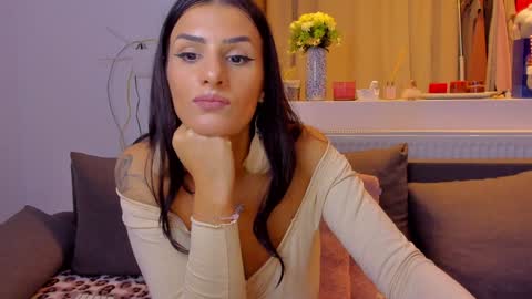 Snapshot of alphaqueenx chatting on 11.25.25 Michelle online show from 11.25.25